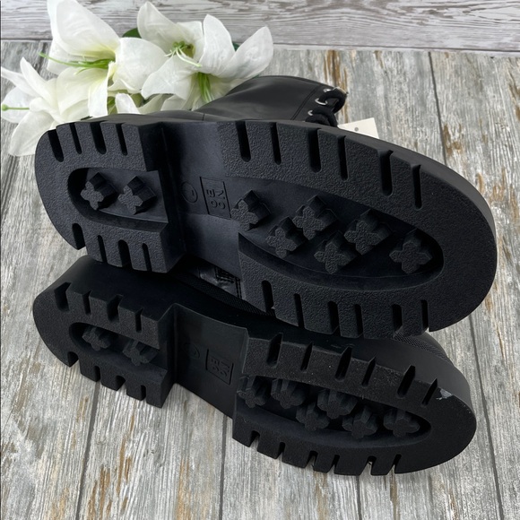 Women's Lug Sole Combat Moto Boots Black Size 7 - Picture 6 of 11